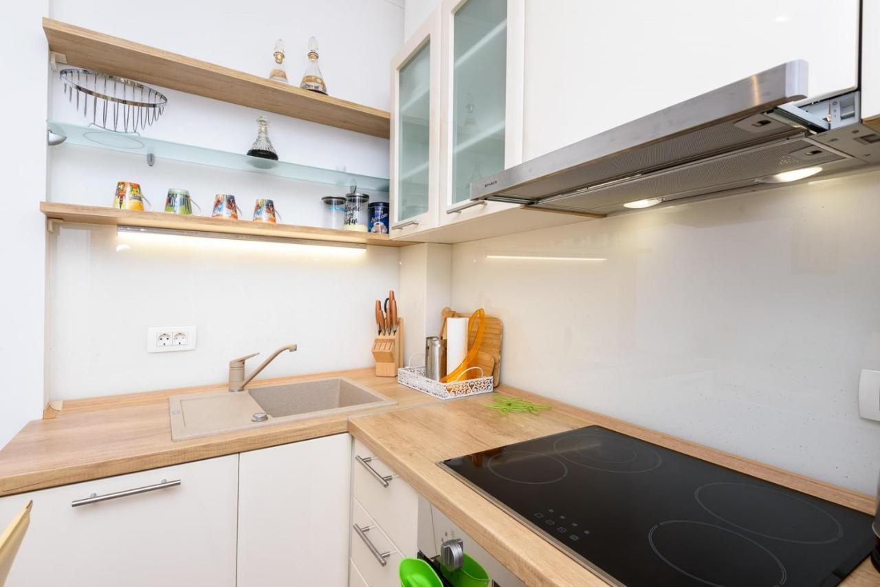Apartment Jadranka With Sea View In Rogotin Eksteriør billede